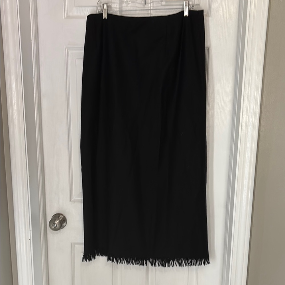 Elegant Black Fringe Skirt size 16 Tall